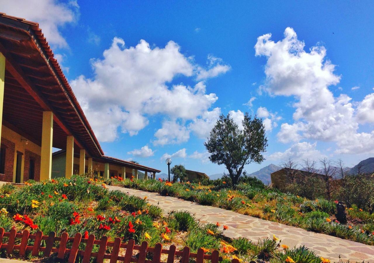 Agriturismo Il Ginepro Fluminimaggiore Exterior photo